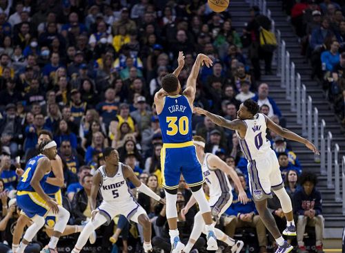  猛龙王朝基石：解析多伦多猛龙队史最佳阵容